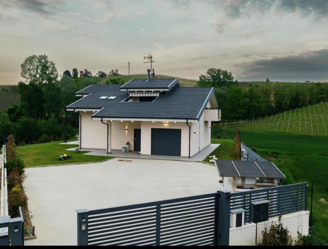 Maison Du Mathilda Santo Stefano Roero エクステリア 写真
